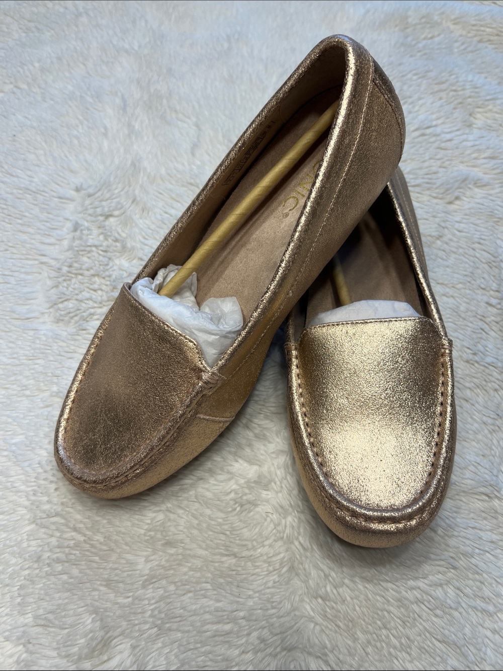 Vionic Debbie Metallic Rose Gold Women's Slip-On Loafer 9W